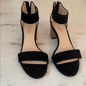 Size 10 Pelle Moda Black Suede Sandals 2 inch Decorative heel.